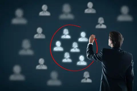 خدمات آراد برندینگ